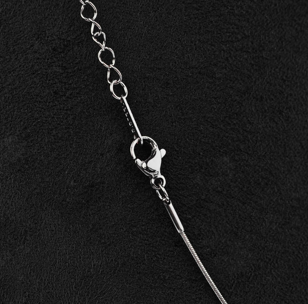 HH-057 | LOVE NECKLACE