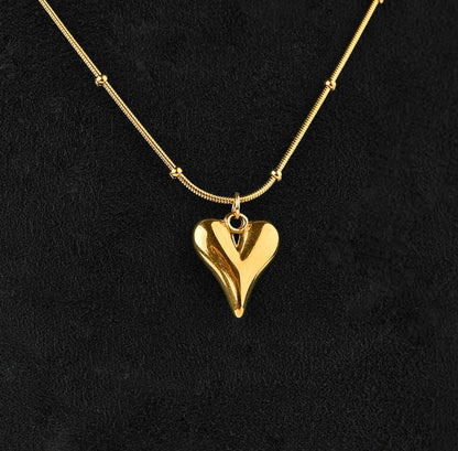 HH-044 | HEART NECKLACE