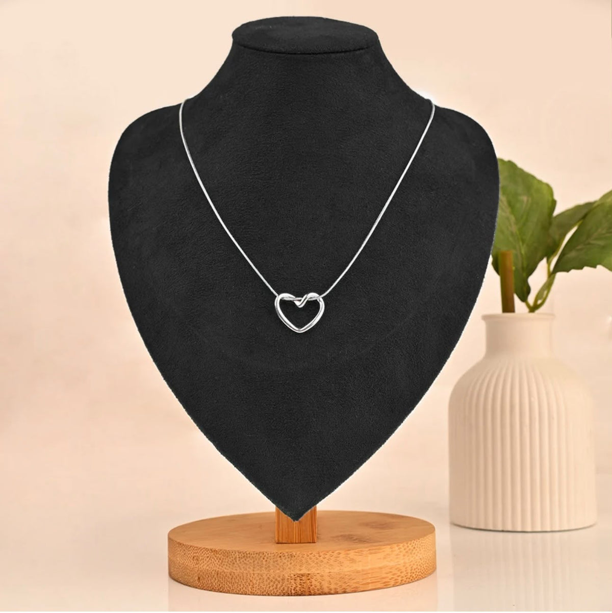 HH-057 | LOVE NECKLACE